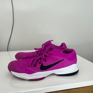 Nike tennis court sneaker 🎾